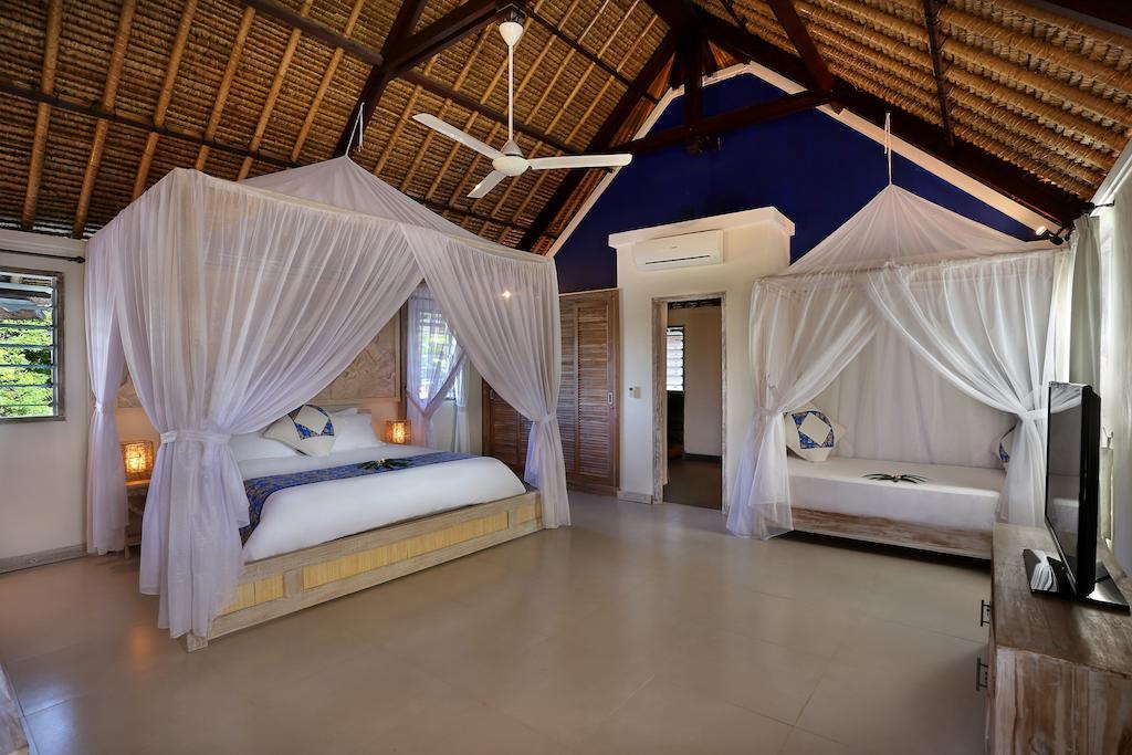 Villa Bukit Nusa Lembongan Szoba fotó